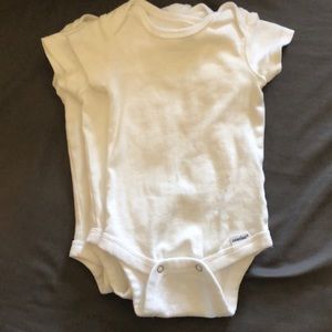 Set of 3 Gerber bodysuit 0-3 mos